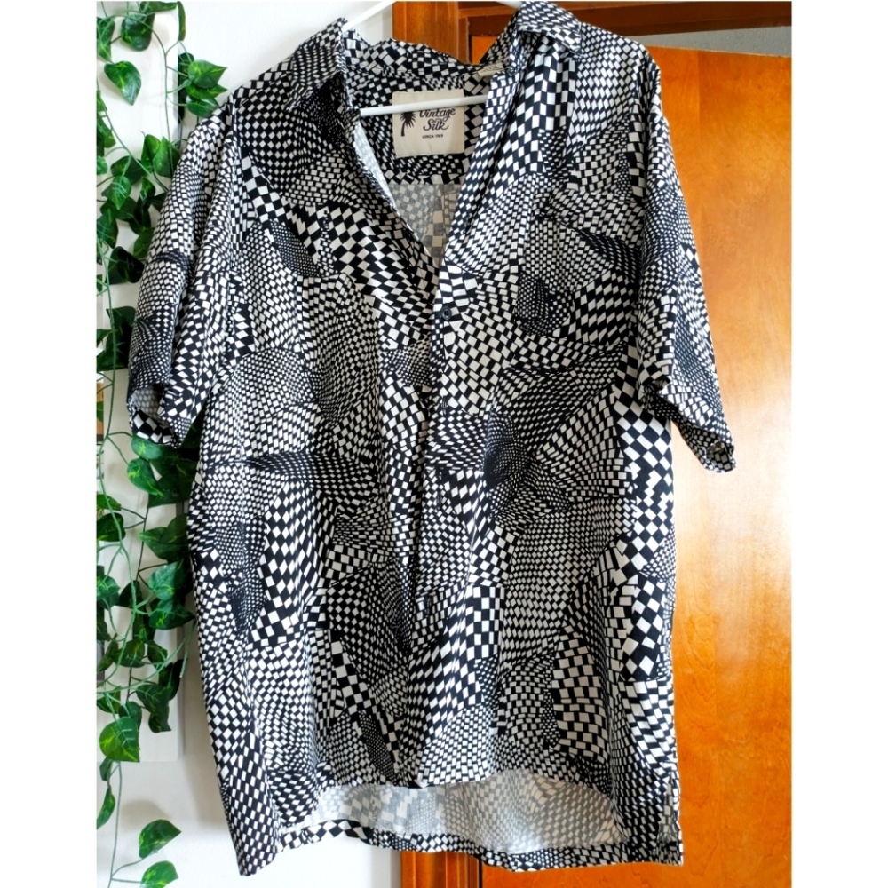 Checkered black and White print button up